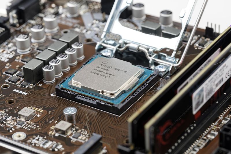 Meglio Più RAM o Processore Più Potente per lo Smartphone?